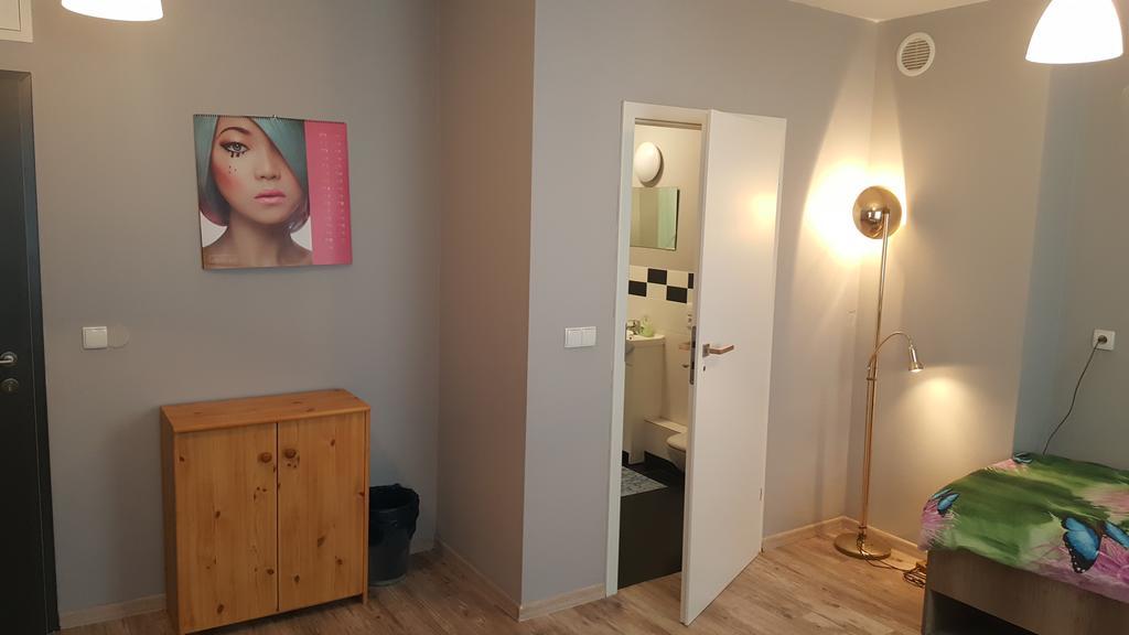 Wroclov Hostel Wroclaw Dış mekan fotoğraf